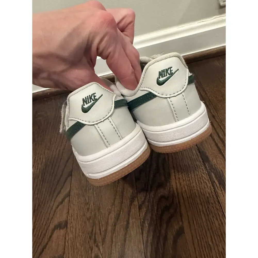 Nike Air Force One White green Little Kids Size 10.5c $90